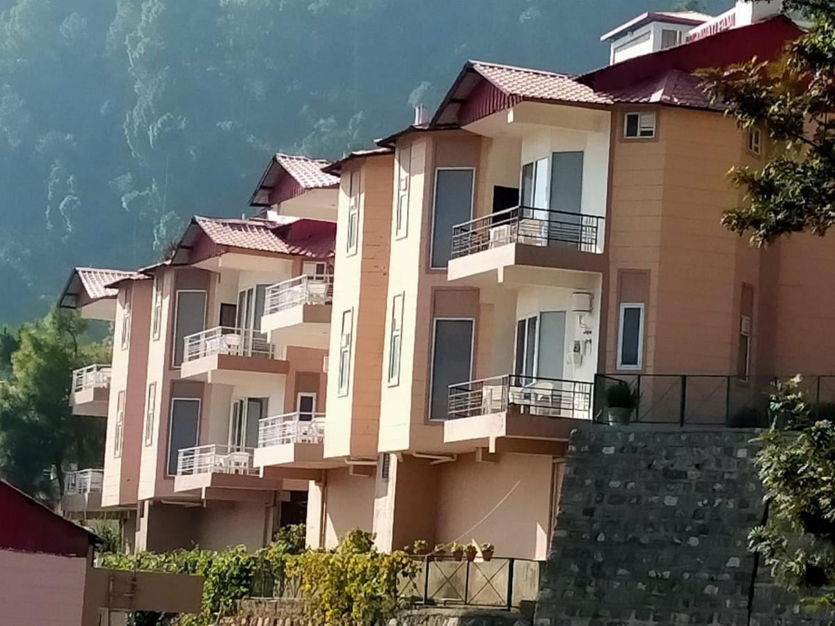 Amravati Resort Solan Zewnętrze zdjęcie